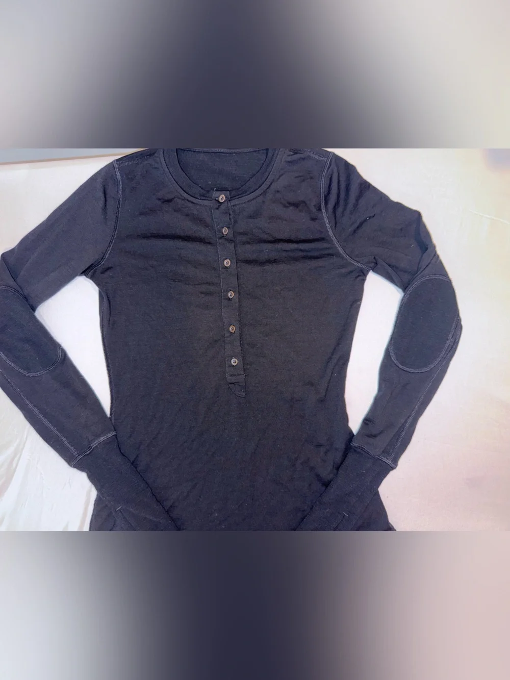 Lululemon Women Black Long Sleeve Henley Long Sleeve button Top Size Small